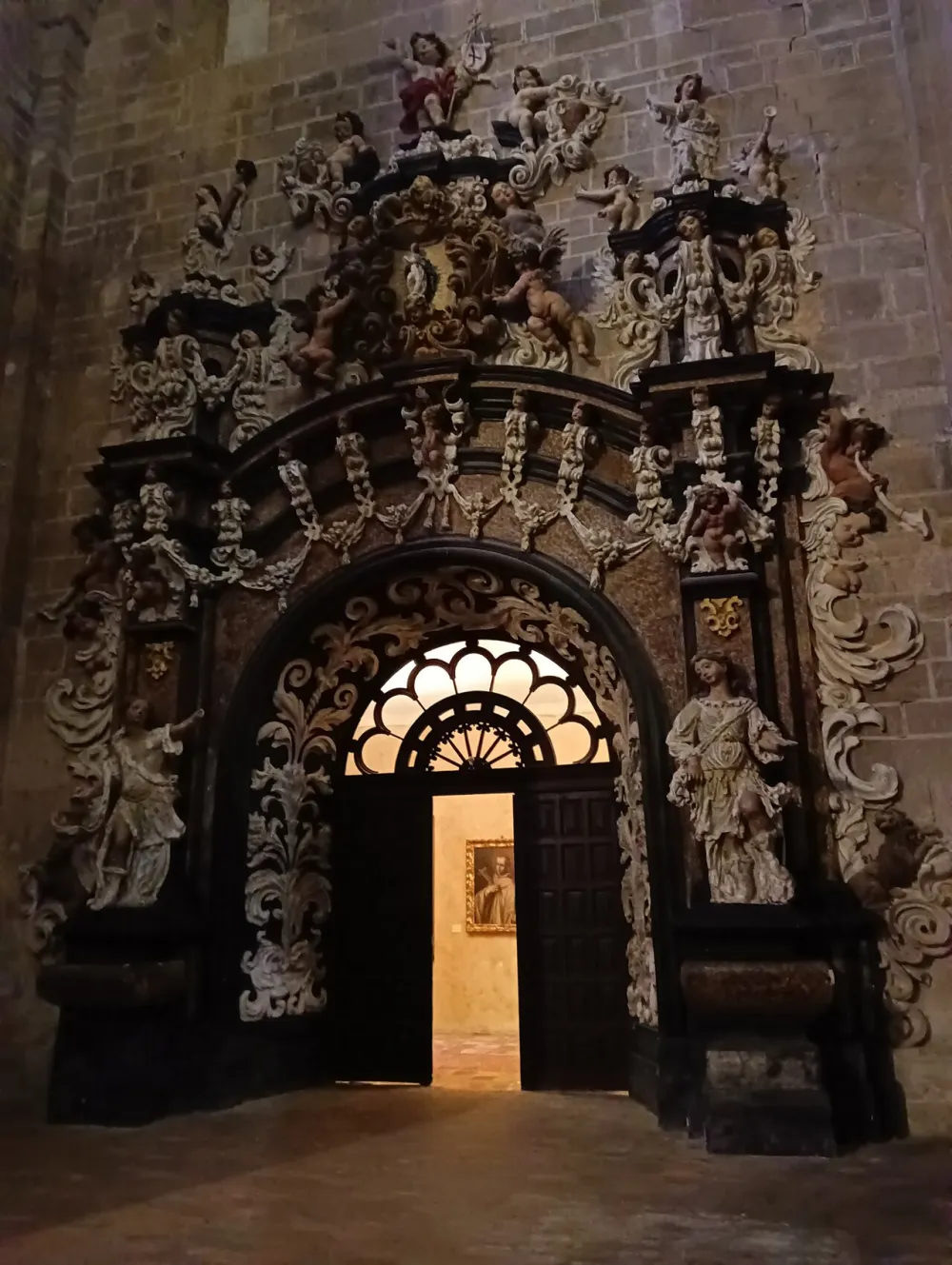 Real Colegiata Basílica del Santo Sepulcro, Calatayud, Zaragoza — exterior