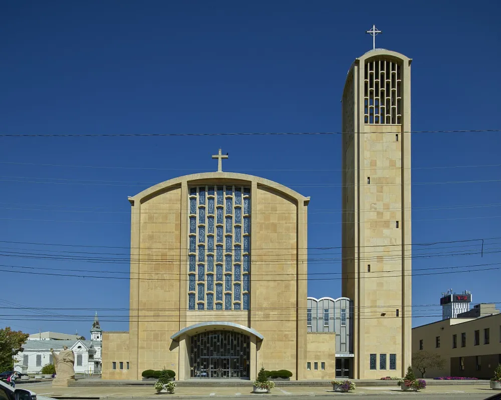 St. Columba Cathedral Parish (St. Columba Cathedral), Youngstown — exterior