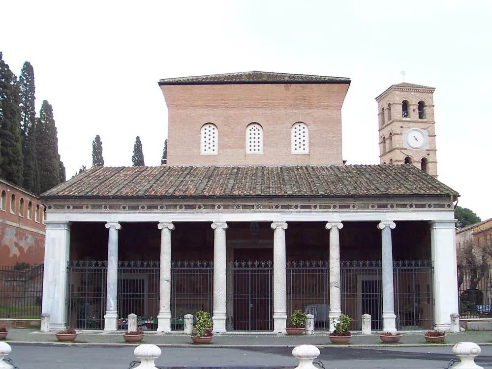 Basilica Papale di San Lorenzo fuori le Mura (Roma), Roma — exterior