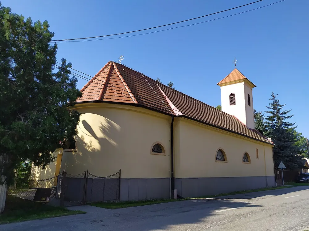 Kostol všetkých svätých, Siladice — exterior