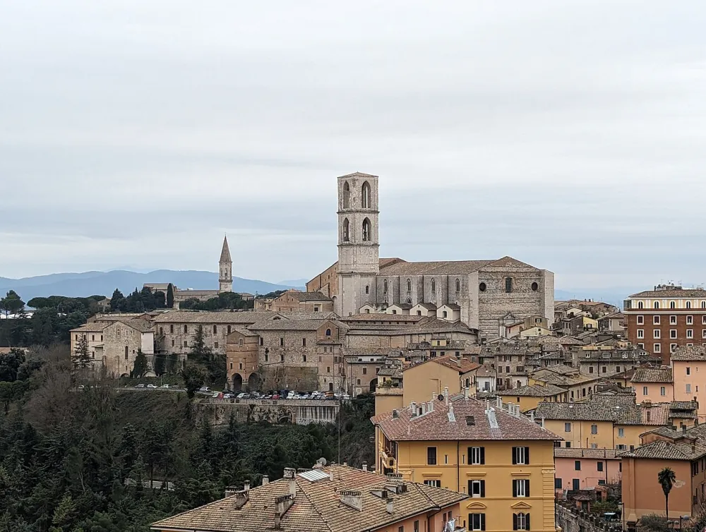 Chiesa del Gesù, Perugia — exterior
