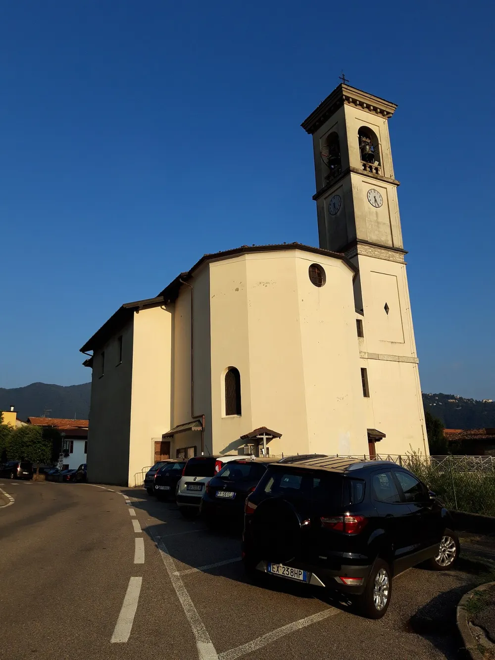 Chiesa di Santo Stefano, Cernobbio — exterior
