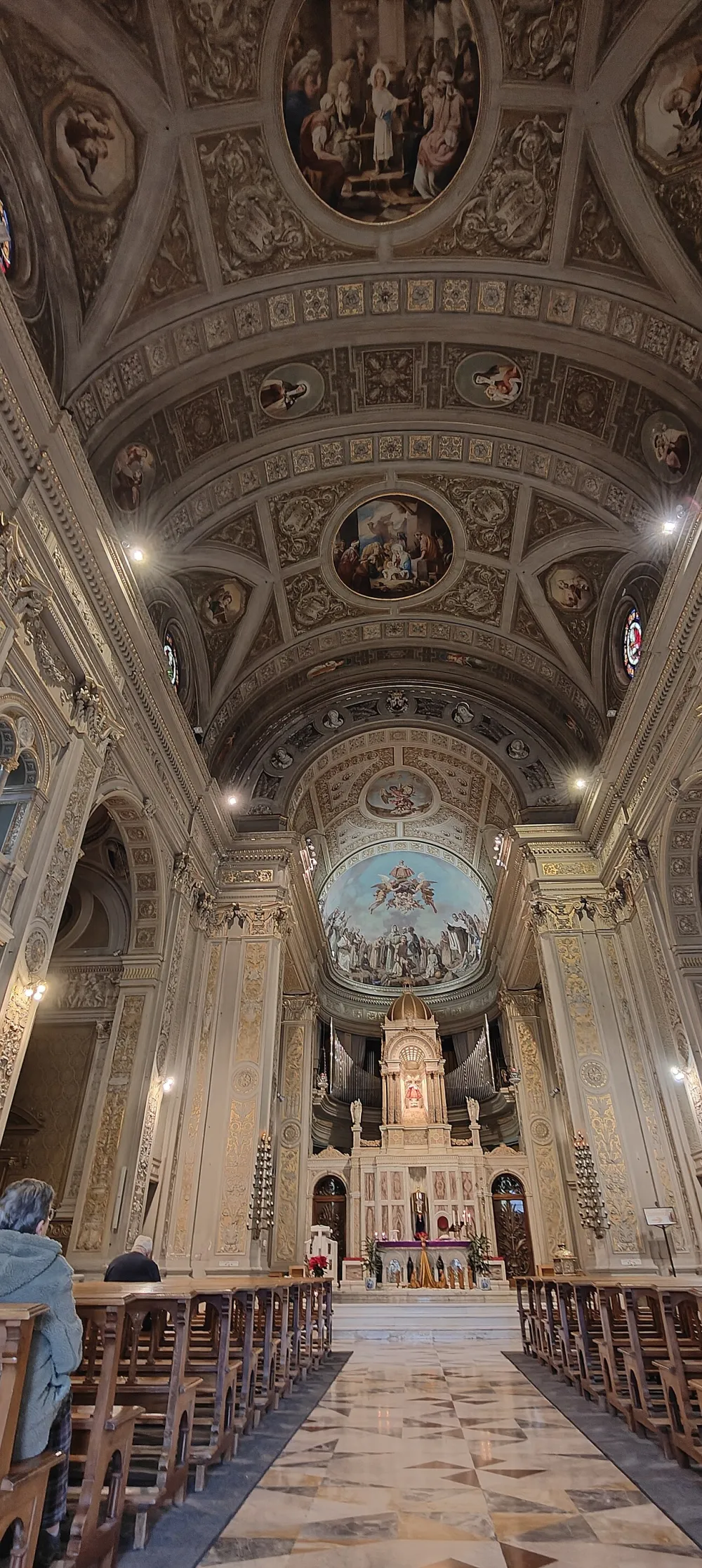 Santuario Basilica Gesù Bambino di Praga, Arenzano — exterior