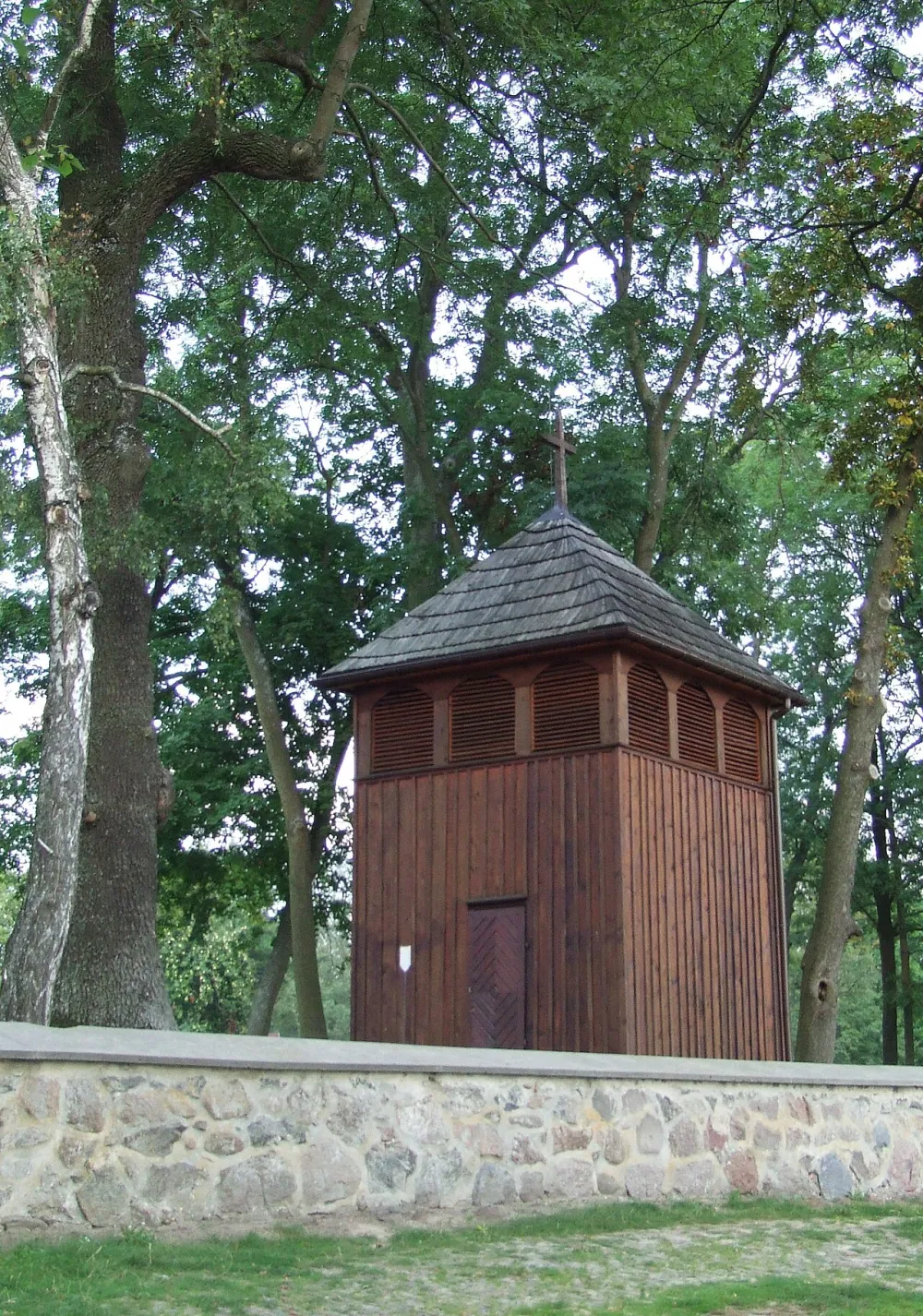 Św. Anny, Zwola Poduchowna, Zwola Poduchowna — exterior