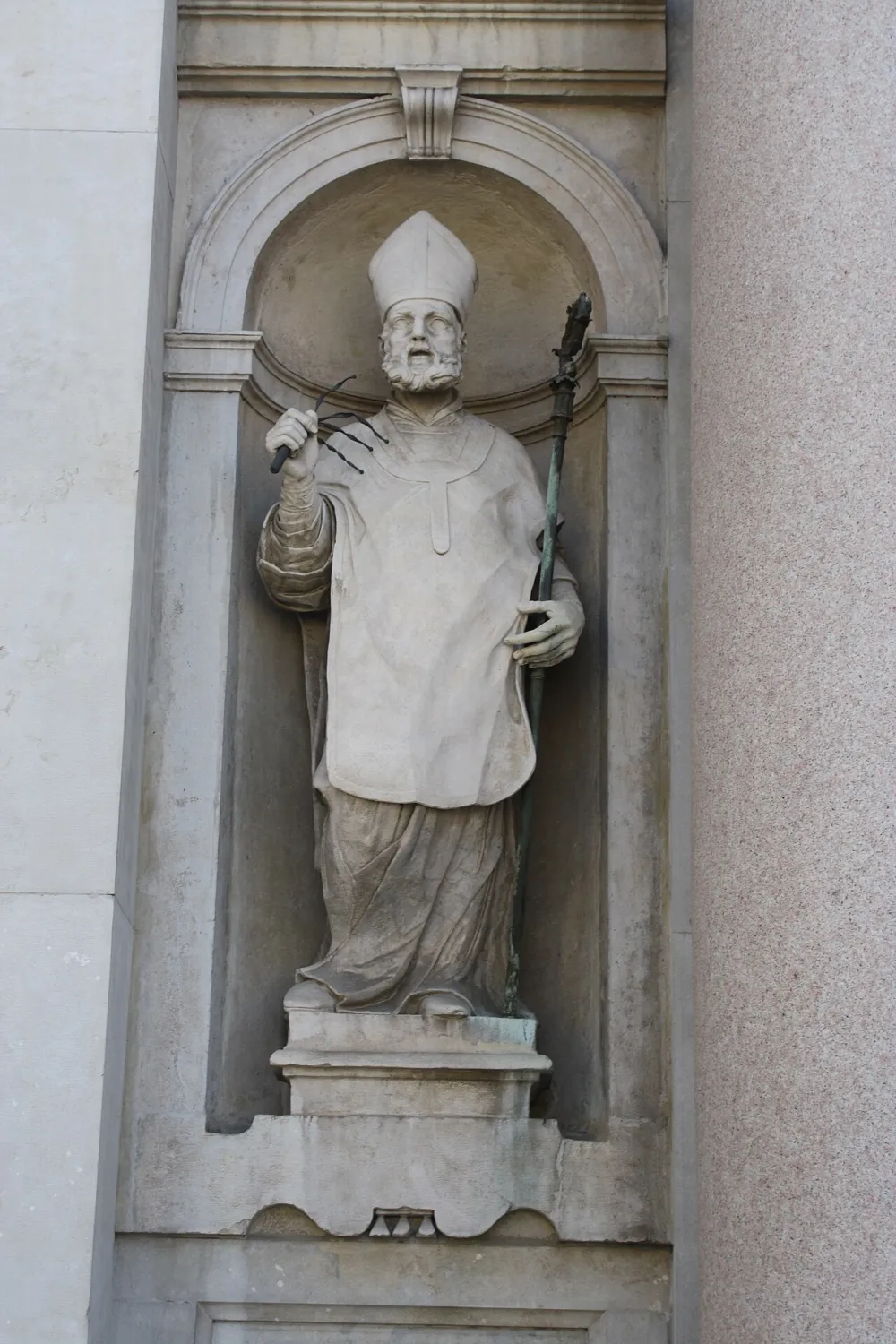 Chiesa di San Giovanni Battista (Busto Arsizio), Busto Arsizio — exterior