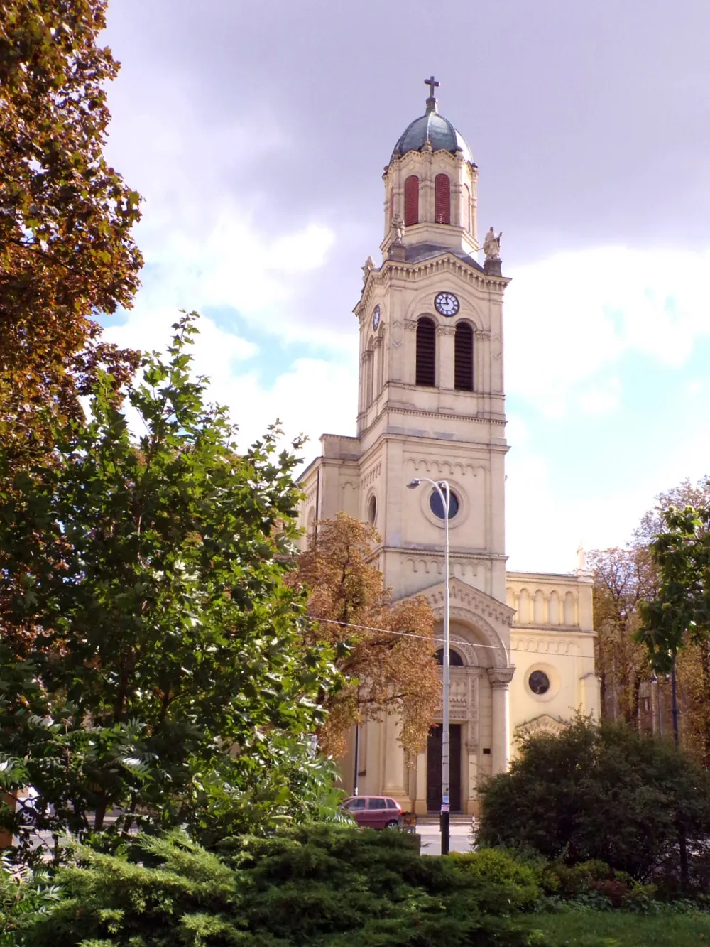 Podwyższenia Świętego Krzyża, Łódź, Łódź — exterior