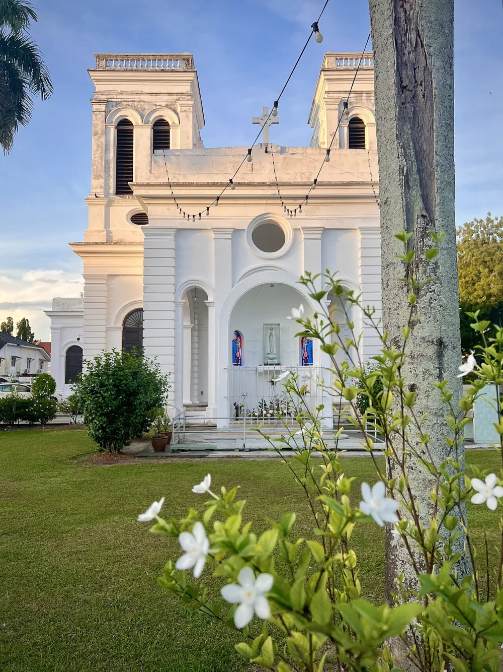 Cathedral of the Assumption (George Town), Pulau Pinang — exterior