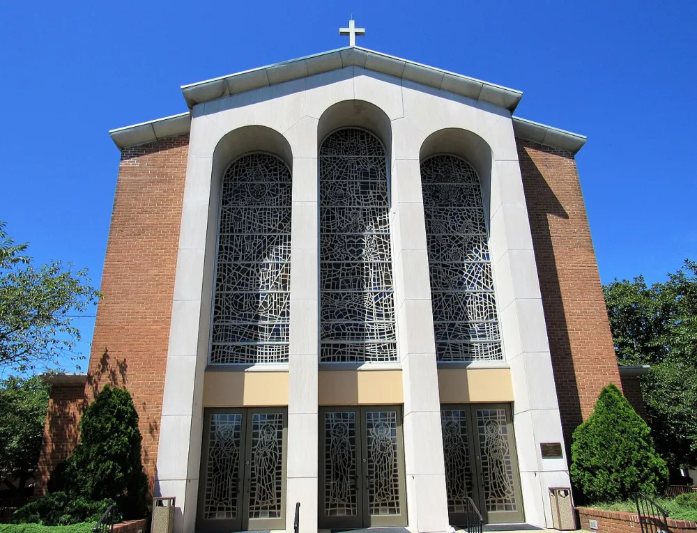 Cathedral of St. Thomas More, Arlington — exterior