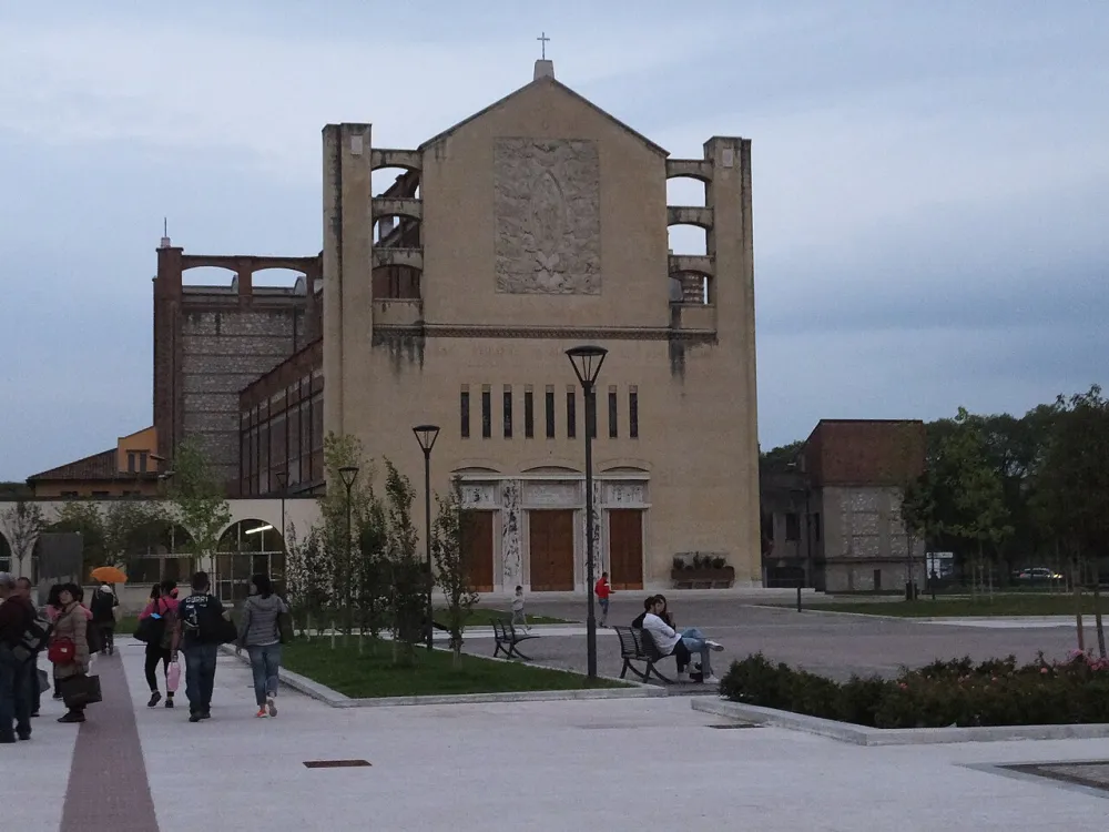 Chiesa del Cuore Immacolato di Maria (Verona), Verona — exterior