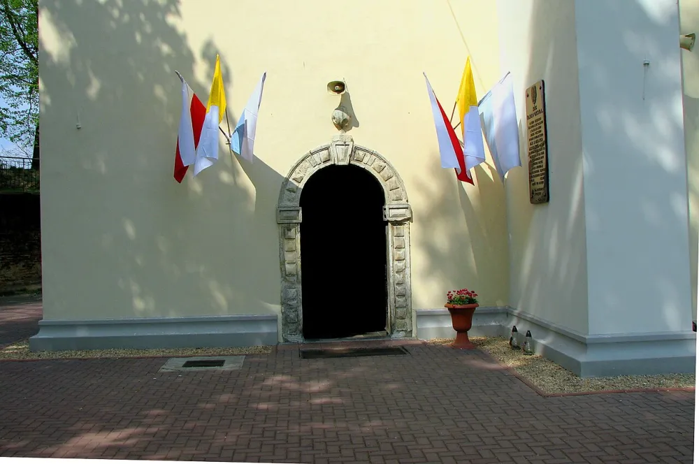 Św. Stanisława Biskupa i Męczennika, Danków, Danków — exterior