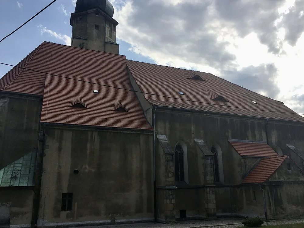 Wniebowzięcia Najświętszej Maryi Panny, Świerzawa, Świerzawa — exterior