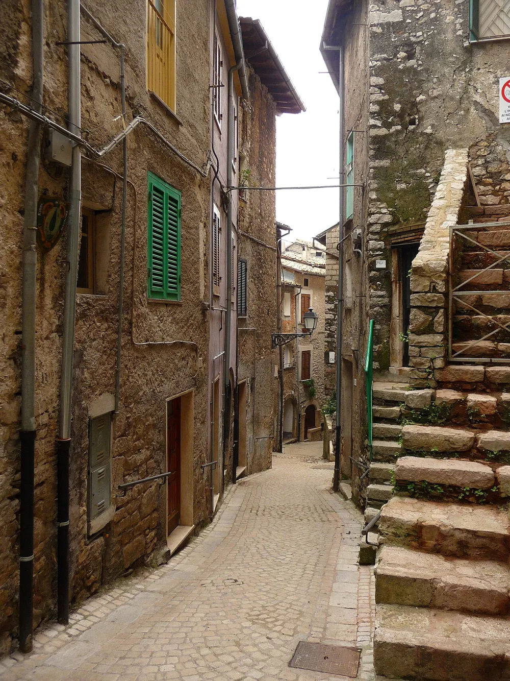 Chiesa di Santa Maria del Popolo, Carpineto Romano — exterior