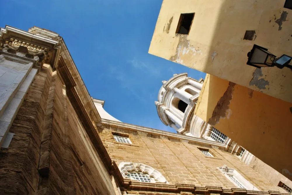 Catedral de Santa Cruz, Cadiz — exterior