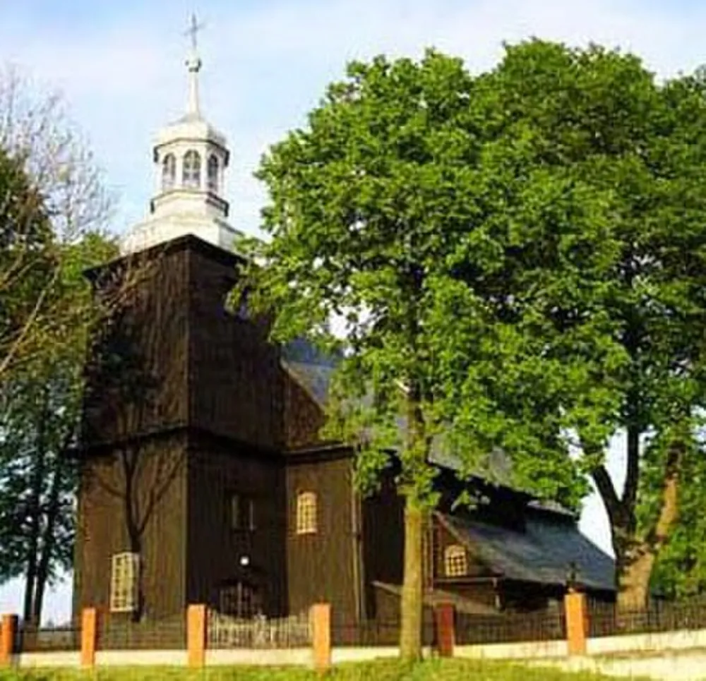 św. Wojciecha Biskupa i Męczennika, Cieszęcin, Cieszęcin — exterior