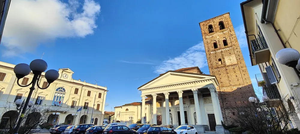 Chiesa di Sant'Agata (Santhià), Santhià — exterior