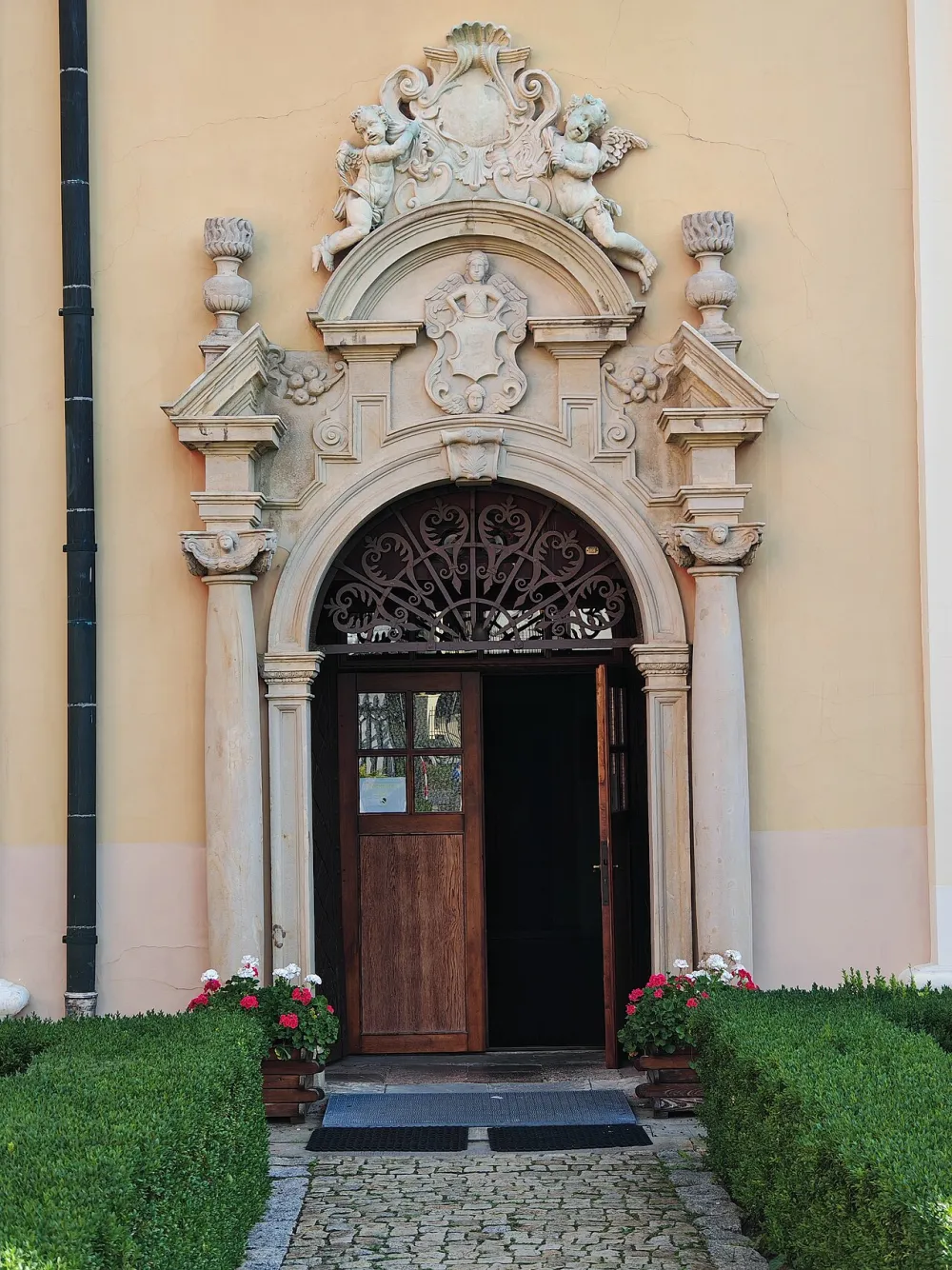 Św. Michała Archanioła, Sandomierz, Sandomierz — exterior