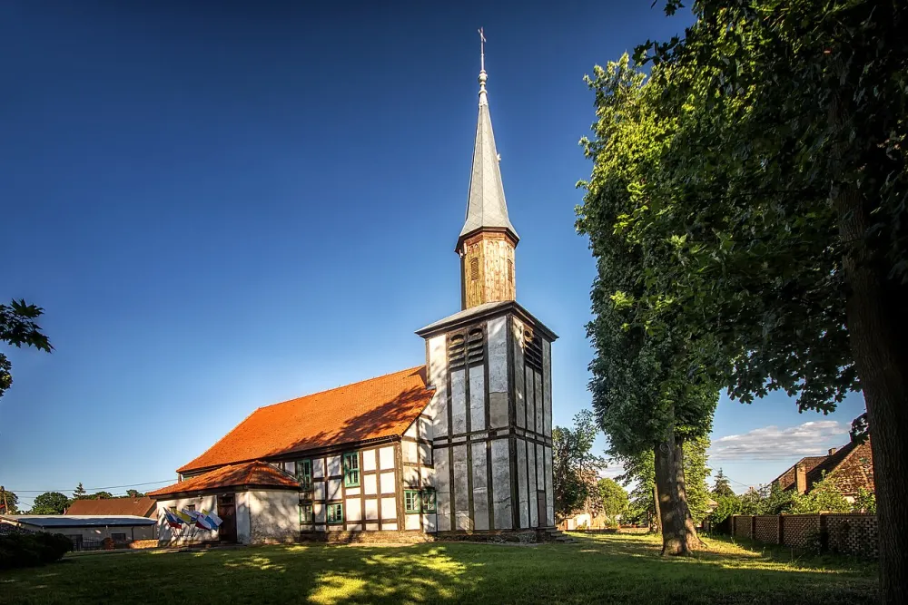 Podwyższenia Krzyża Świętego, Gralewo, Gralewo — exterior