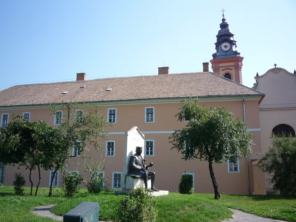 Piarista templom, Sátoraljaújhely — exterior