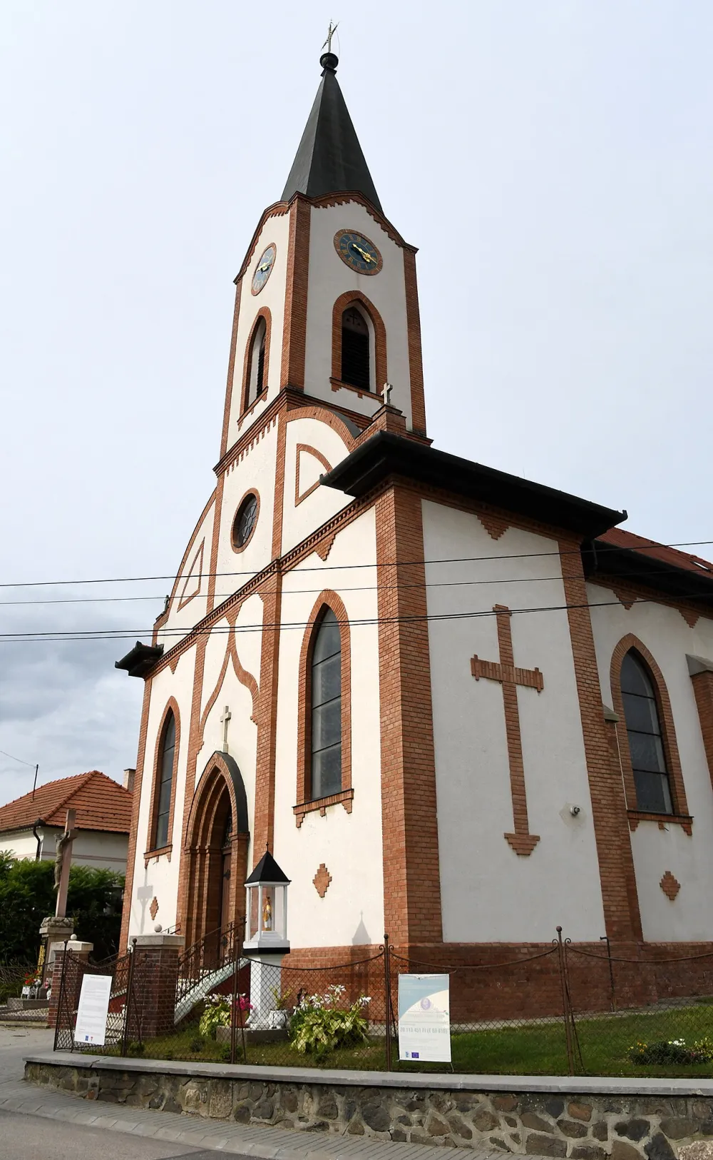 Szent Márton-templom, Püspökszilágy — exterior