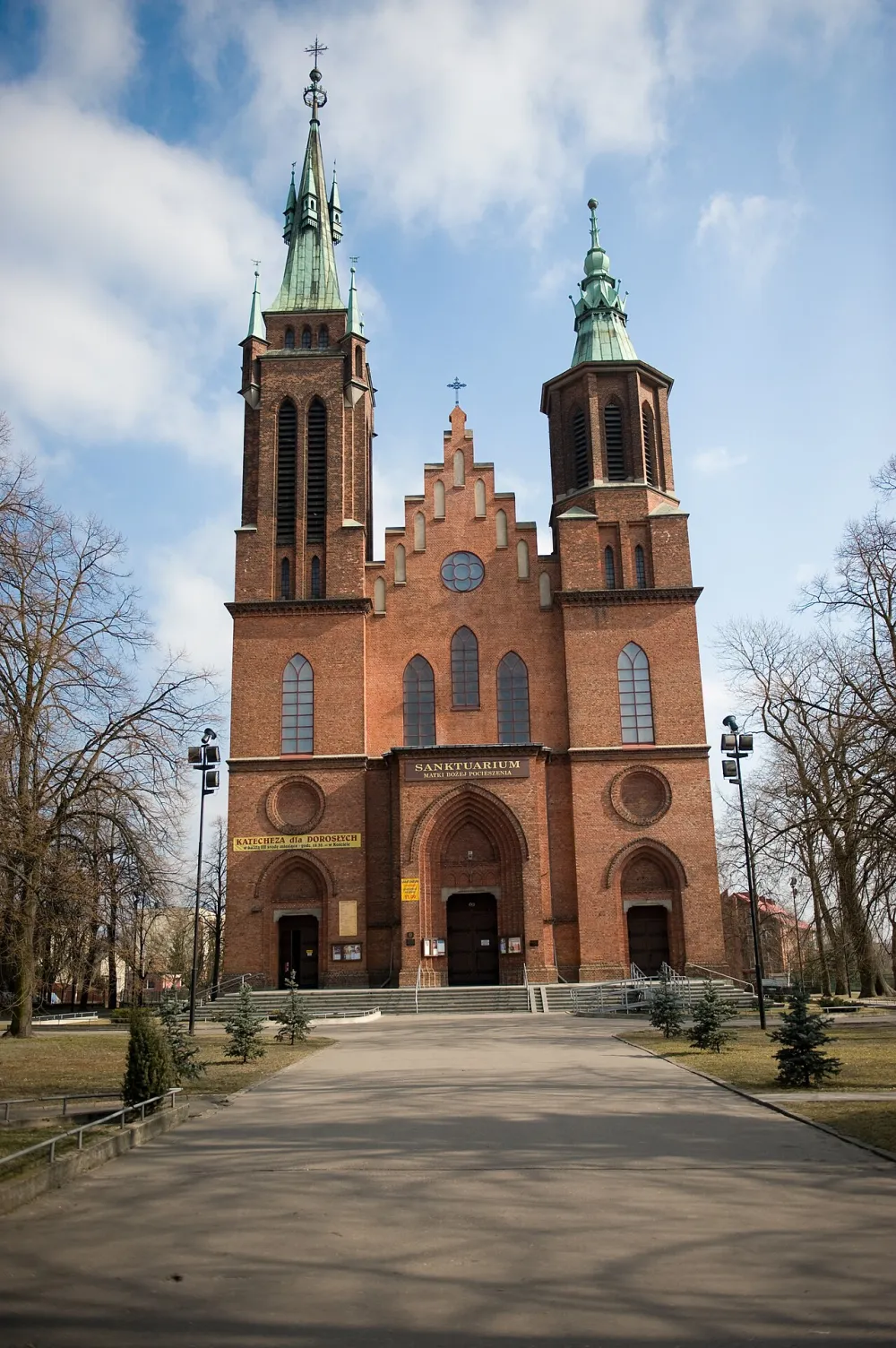 Św. Wojciecha Biskupa i Męczennika, Łódź, Łódź — exterior