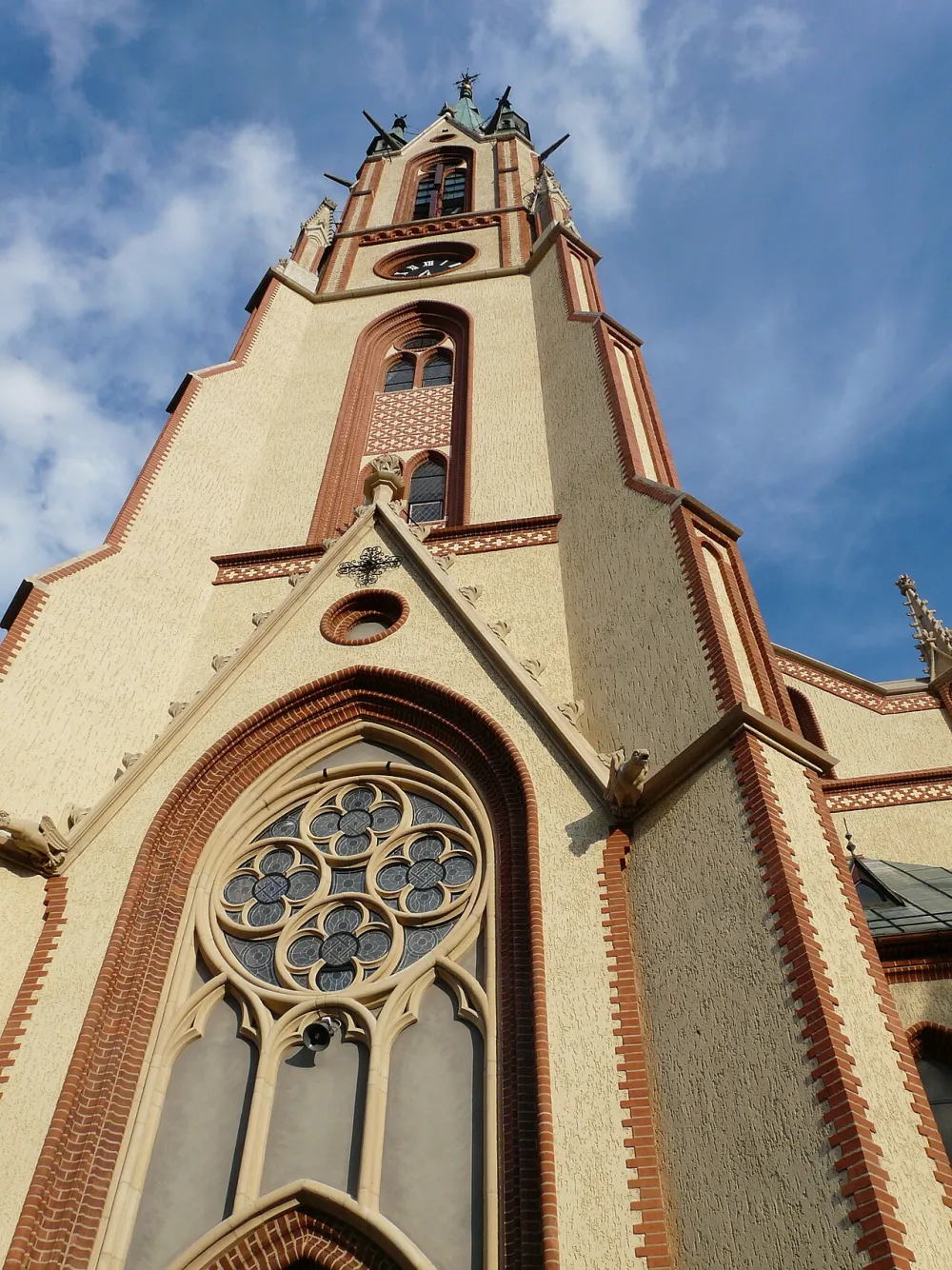 Św. Antoniego Padewskiego, Pieszyce, Pieszyce — exterior