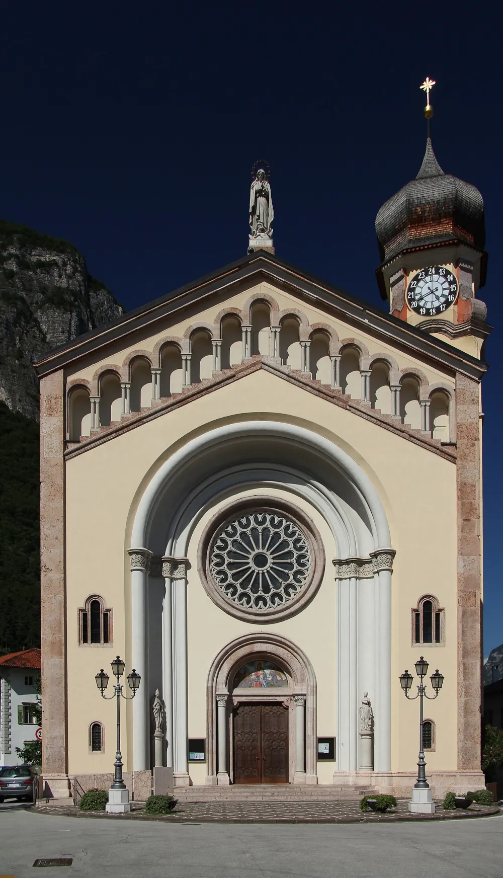Chiesa di Santa Maria Assunta (Mezzocorona), Mezzocorona — exterior