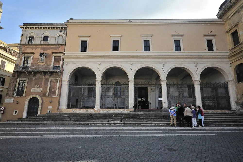 Basilica di San Pietro in Vincoli (Roma), Roma — exterior