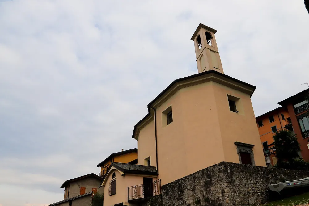 Chiesa di San Giuseppe, Lezzeno — exterior