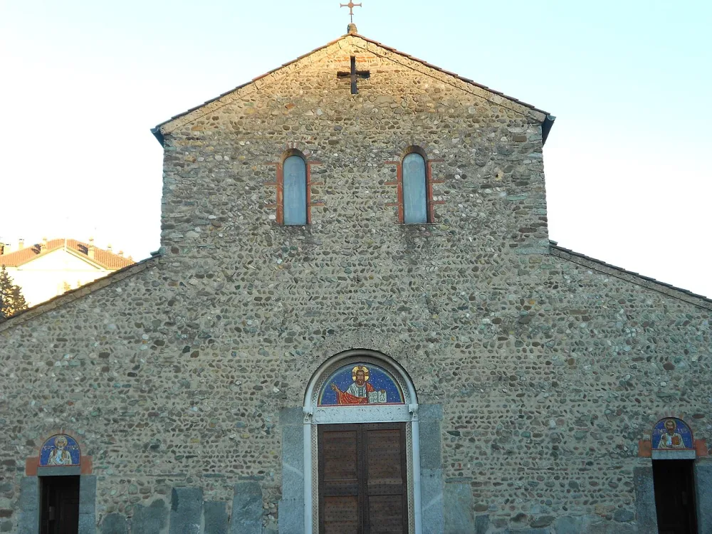 Chiesa dei Santi Pietro e Paolo (Agliate, Carate Brianza), Carate Brianza — exterior