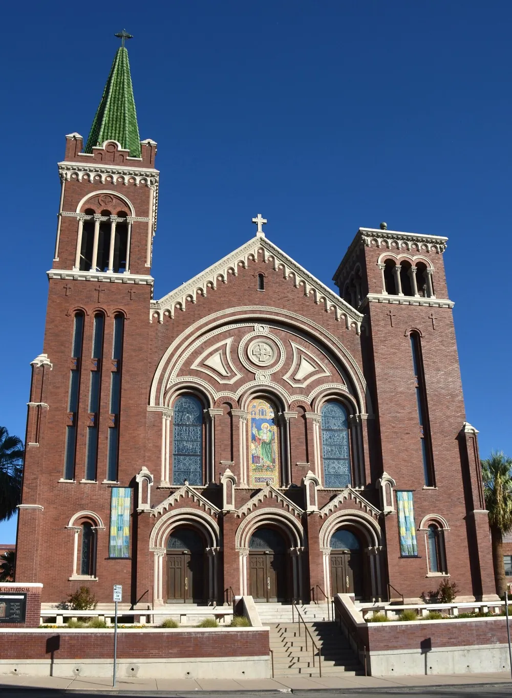 Saint Patrick Cathedral, El Paso — exterior
