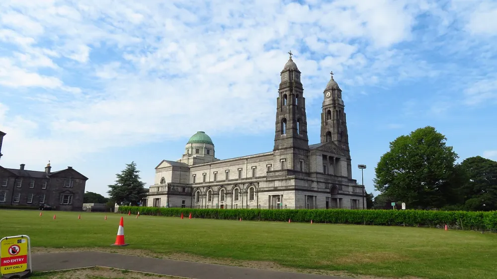 Cathedral of Christ the King, Mullingar — exterior