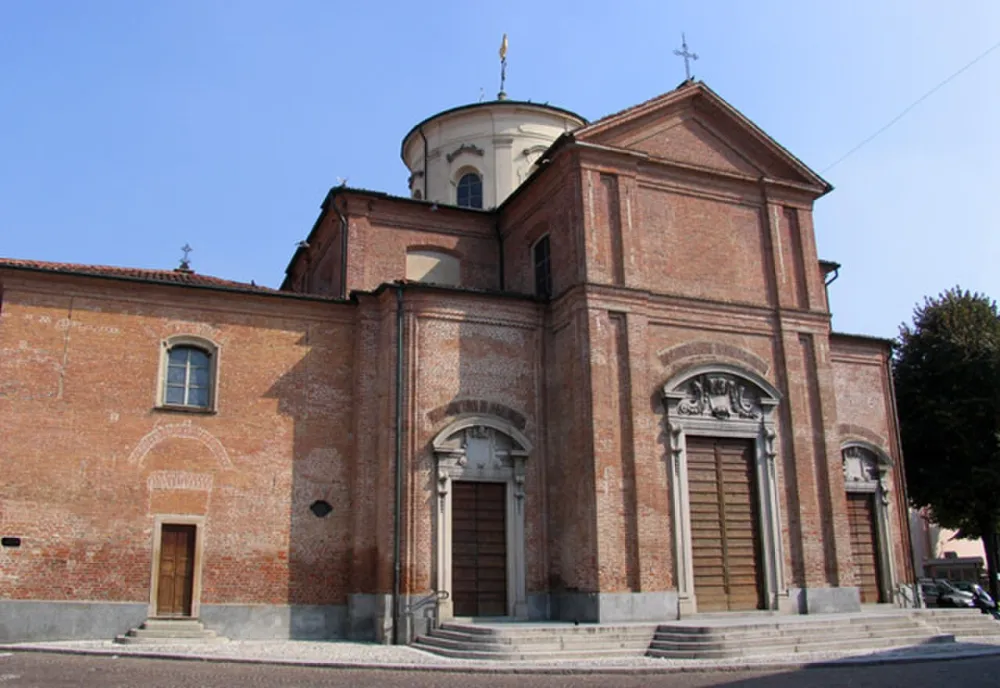 Chiesa di San Pietro (Abbiategrasso), Abbiategrasso — exterior