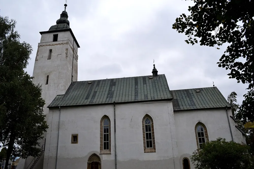 Farský kostol sv. Kataríny Alexandrijskej, Veľká Lomnica — exterior