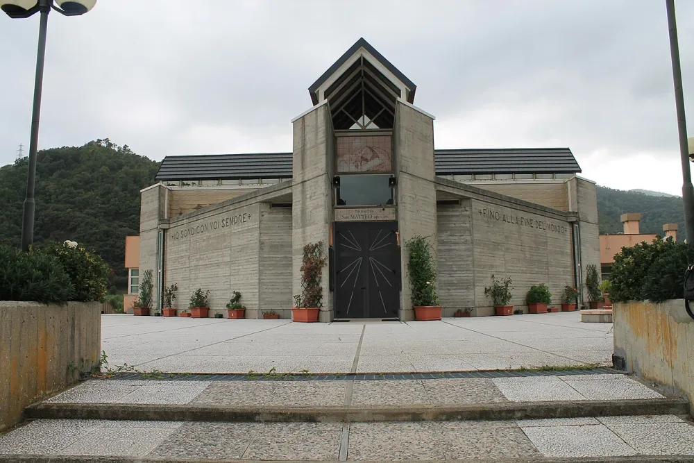 Chiesa parrocchiale di San Matteo Apostolo, Albisola Superiore — exterior
