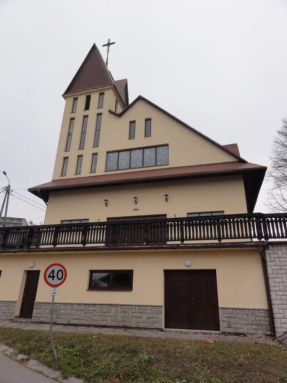 Matki Bożej Frydeckiej, Jaworzynka-Trzycatek, Jaworzynka-Trzycatek — exterior