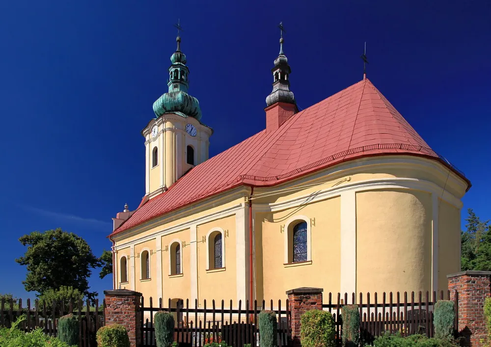 Św. Michała Archanioła, Krzyżowice, Krzyżowice — exterior