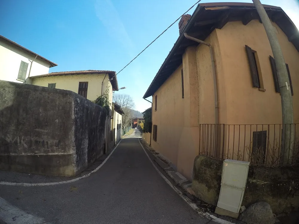 Chiesa dei Santi Pietro e Paolo (Lisanza, Sesto Calende), Sesto Calende — exterior