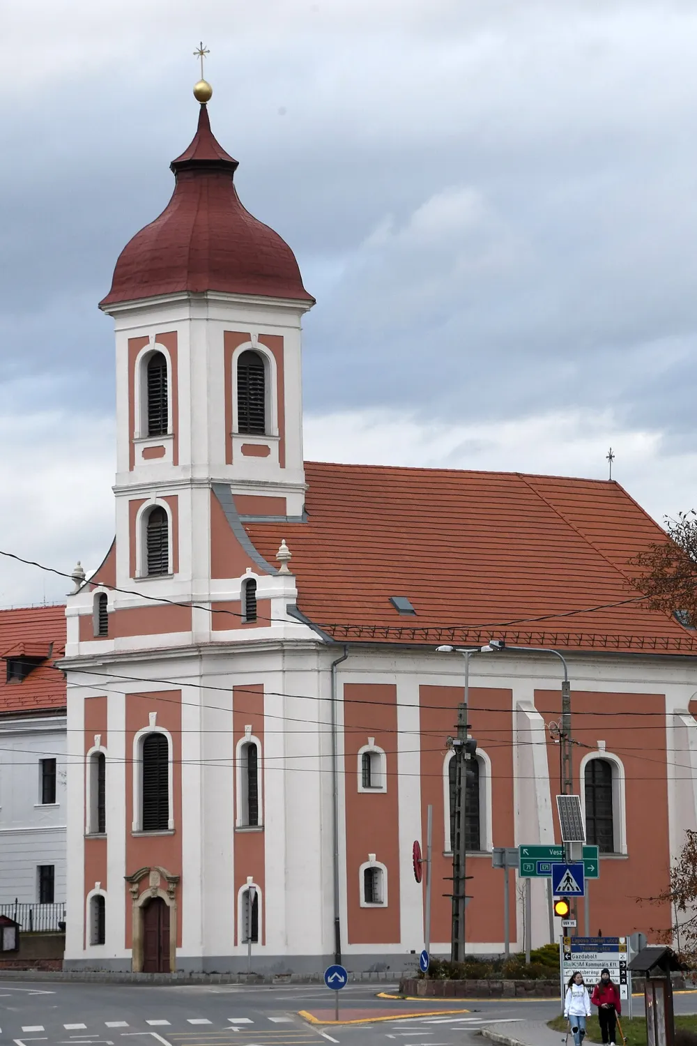 vörösberényi templom, Balatonalmádi — exterior