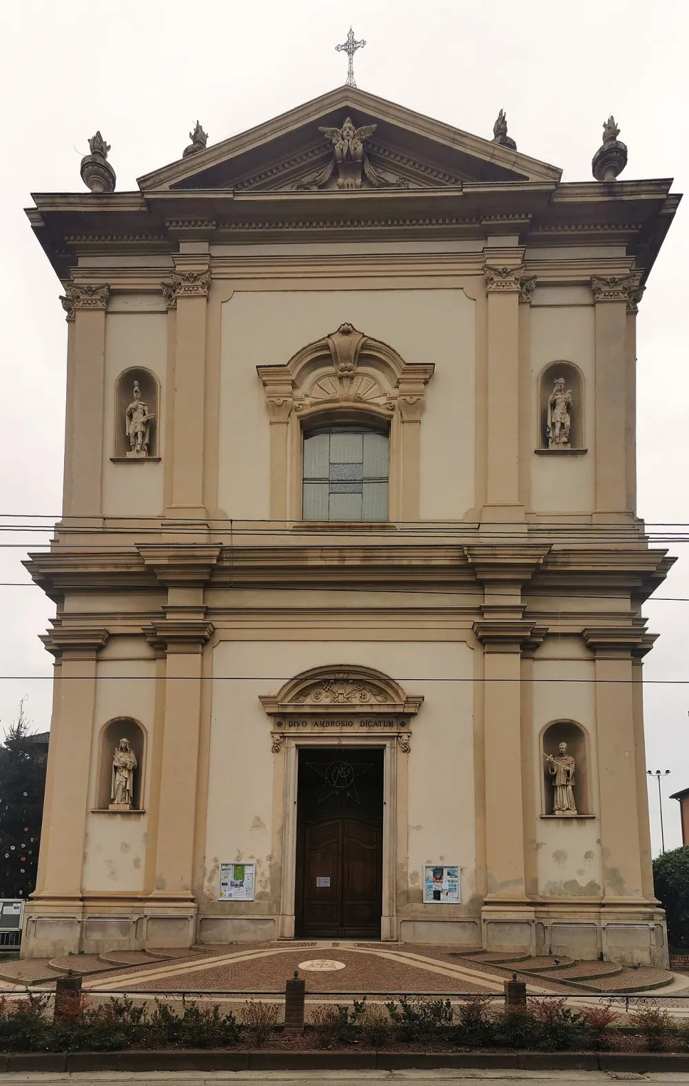 Chiesa di Sant'Ambrogio  (Cassina Amata, Paderno Dugnano), Paderno Dugnano — exterior