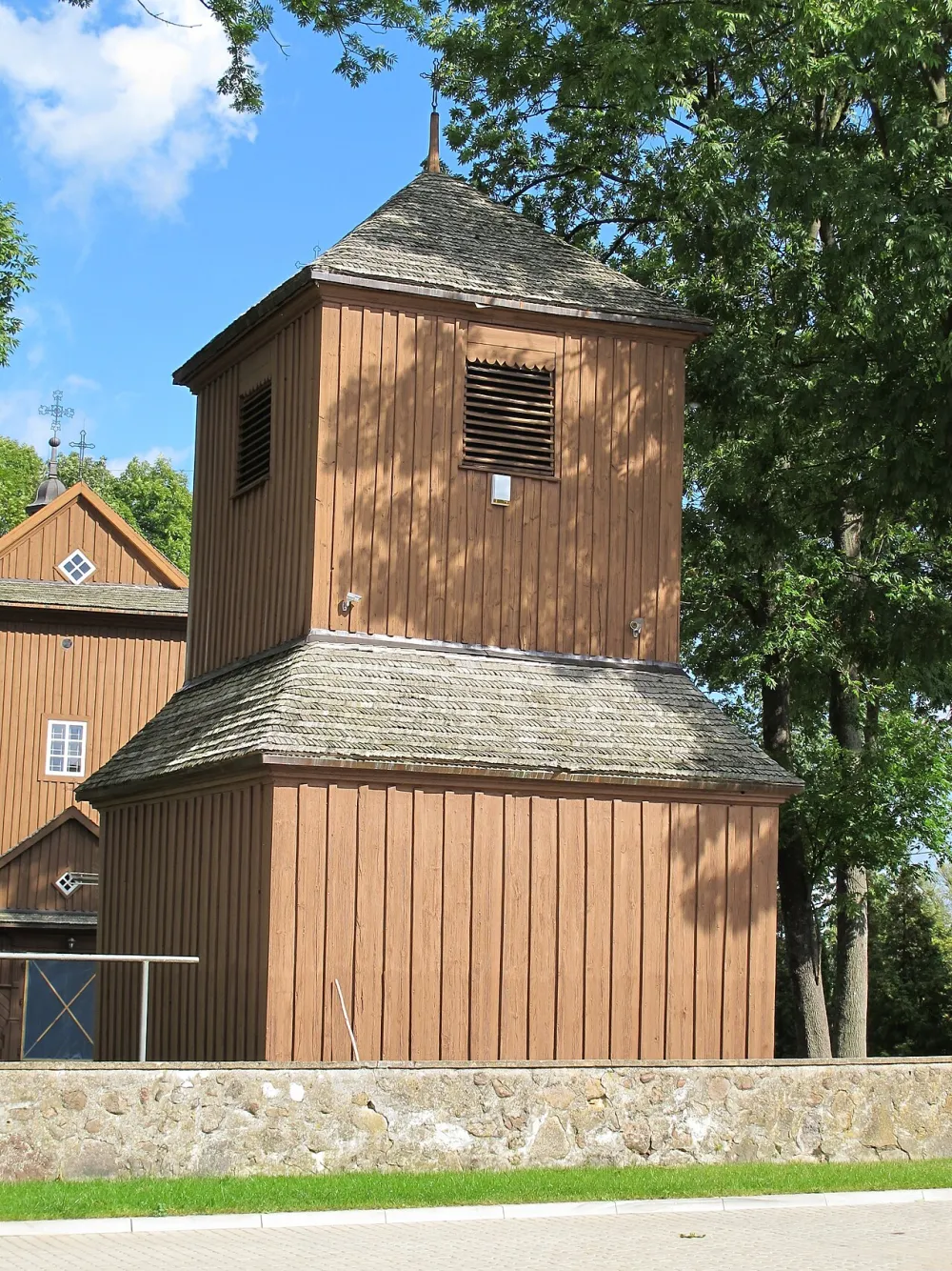 Wniebowzięcia Najświętszej Maryi Panny i św. Stanisława Biskupa i Męczennika, Narew, Narew — exterior