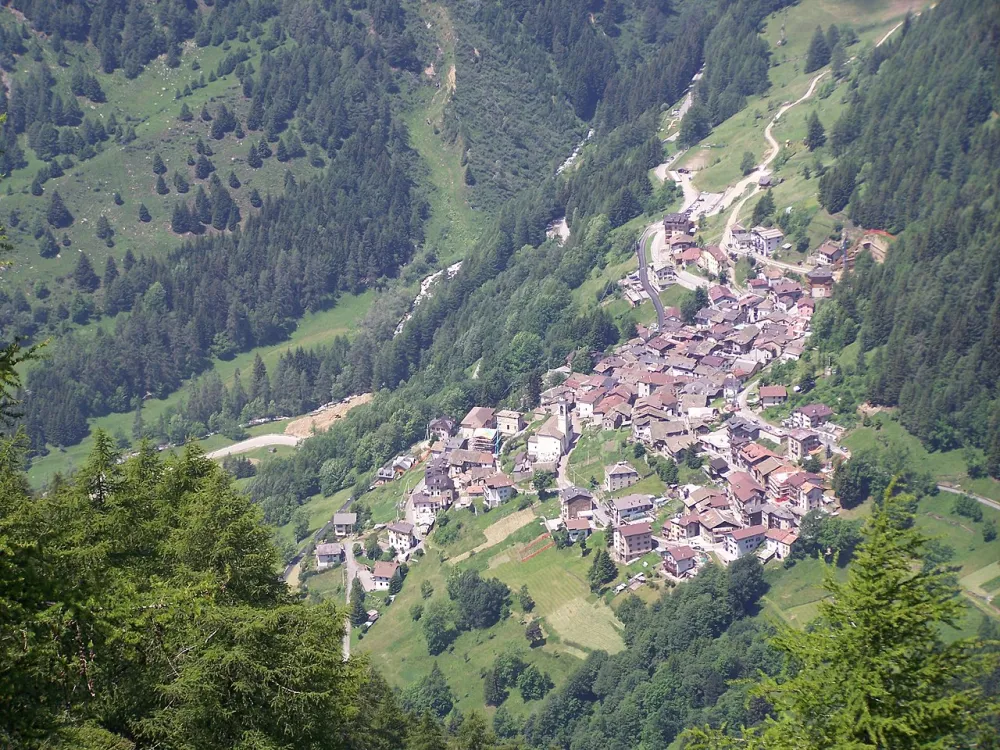 Chiesa di Santa Lucia Vergine e Martire (Pezzo, Ponte di Legno), Ponte di Legno — exterior