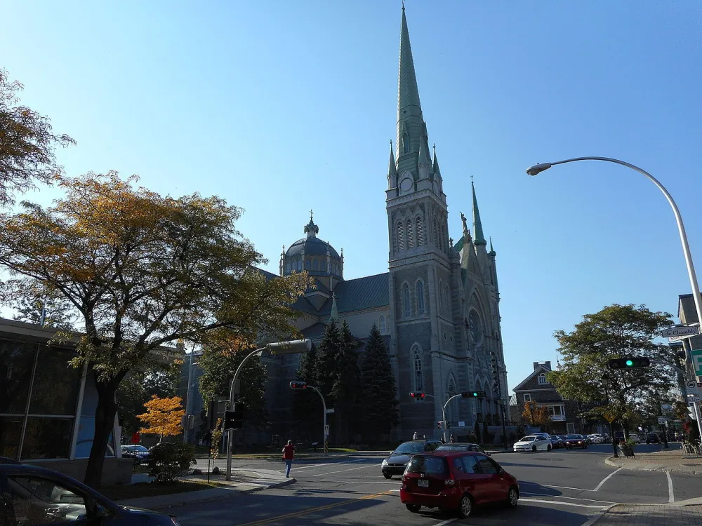 Saint-Antoine-De-Padoue (Cocathédrale), Longueuil — exterior