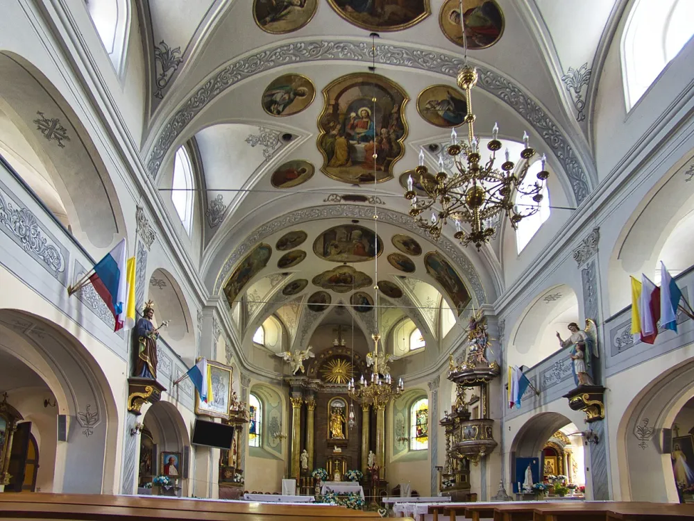 Matki Bożej Królowej Polski i św. Maternusa, Stronie Śląskie, Stronie Śląskie — exterior