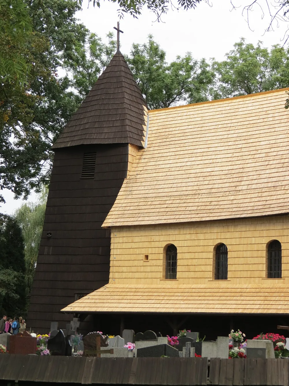 Trójcy Świętej, Rachowice, Rachowice — exterior