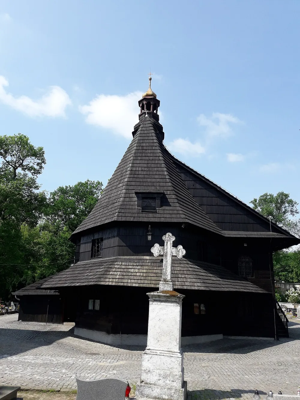 Narodzenia św. Jana Chrzciciela i Matki Boskiej Częstochowskiej, Poniszowice, Poniszowice — exterior