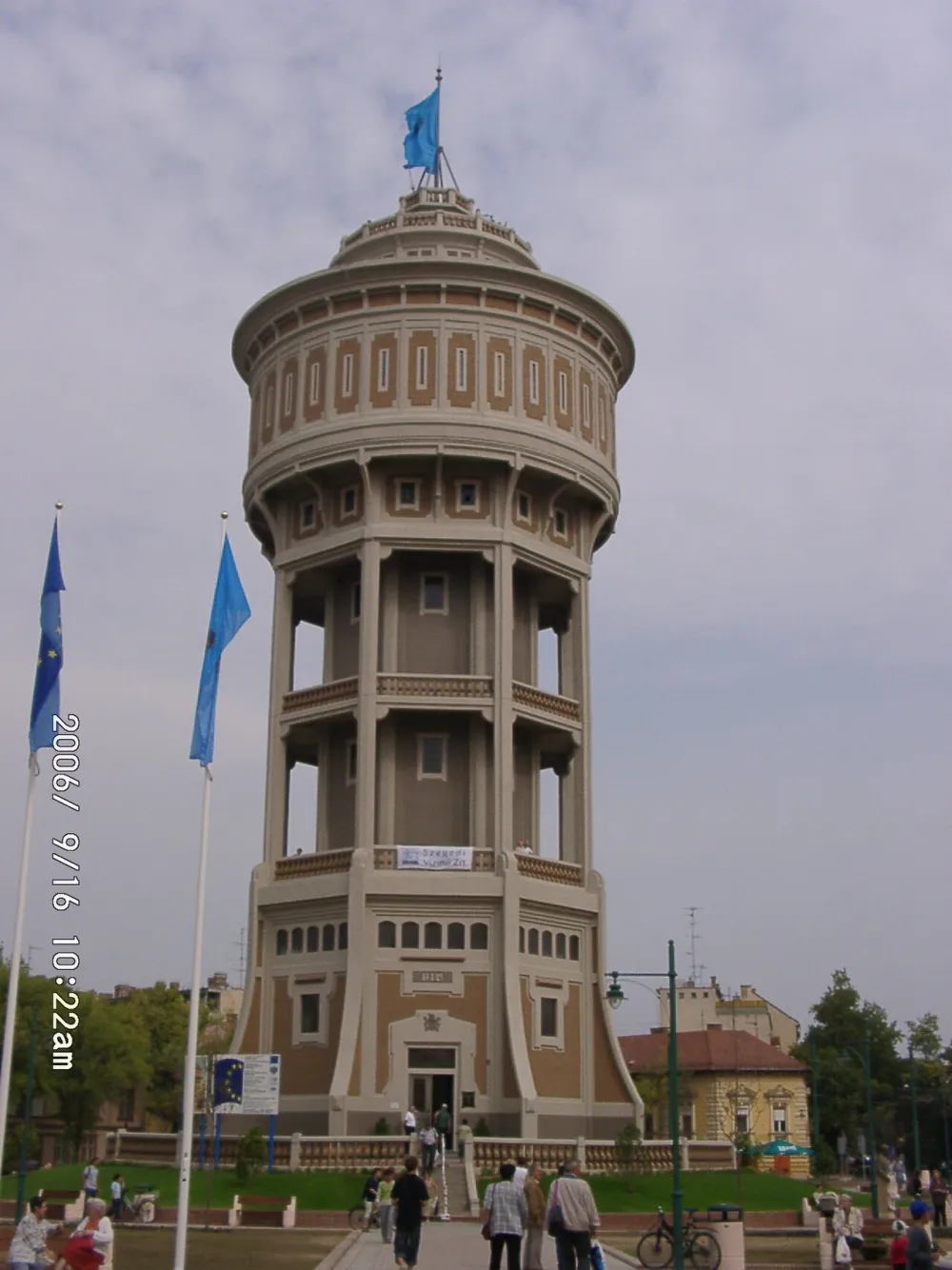 Szent Rozália kápolna, Szeged — exterior