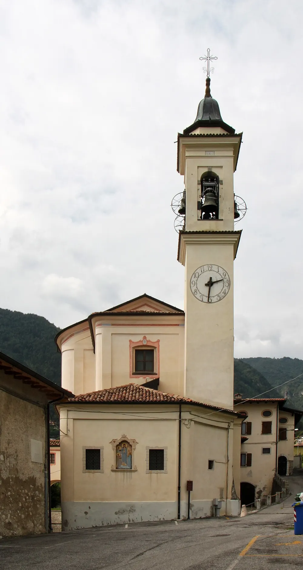 Chiesa di San Bartolomeo Apostolo (Vesio, Tremosine), Tremosine — exterior
