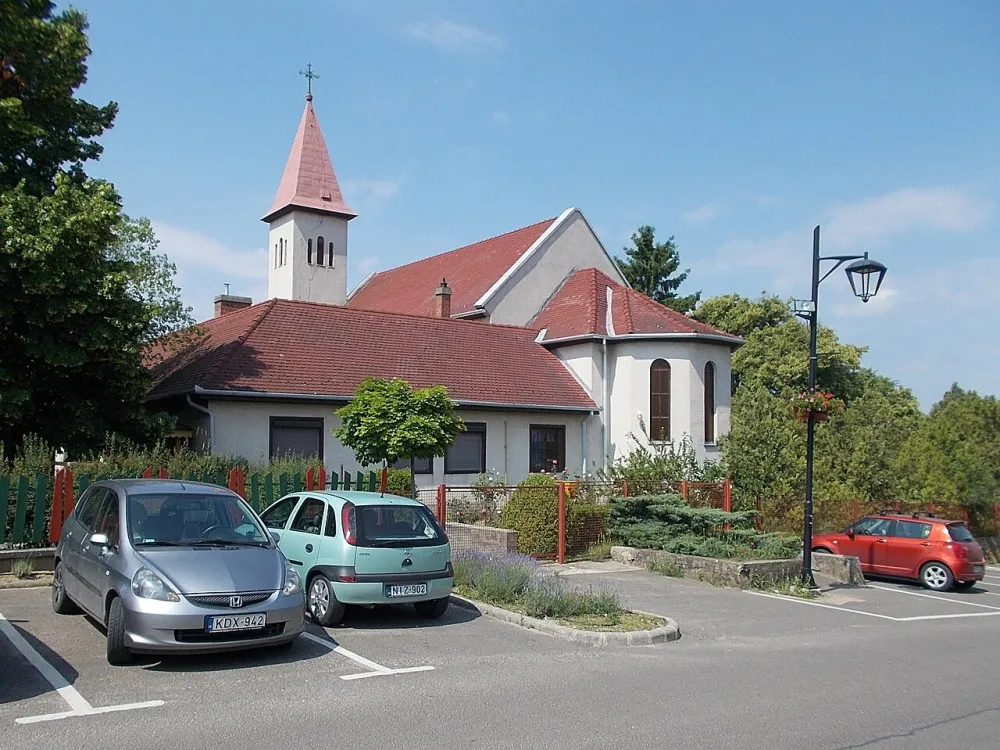 Jézus Szíve-templom, Erdőkertes — exterior