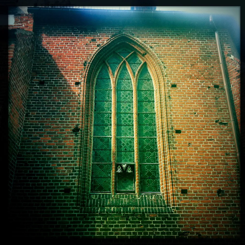 Św. Katarzyny, Płoskinia, Płoskinia — exterior