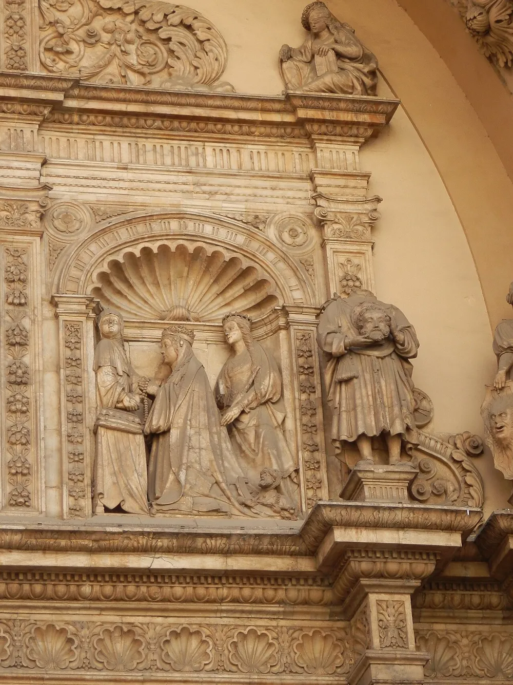 Basílica Parroquia de Santa Engracia, Zaragoza — exterior